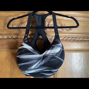Victoria Secret Sports Bra